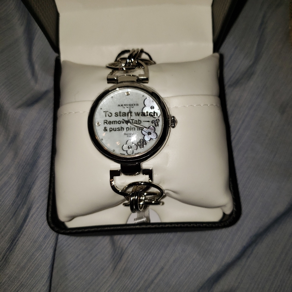 NWT Akribos XXIV watch
